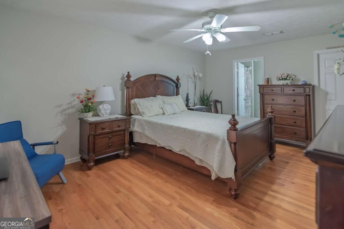 200 Sullivan Circle Property Photo 24