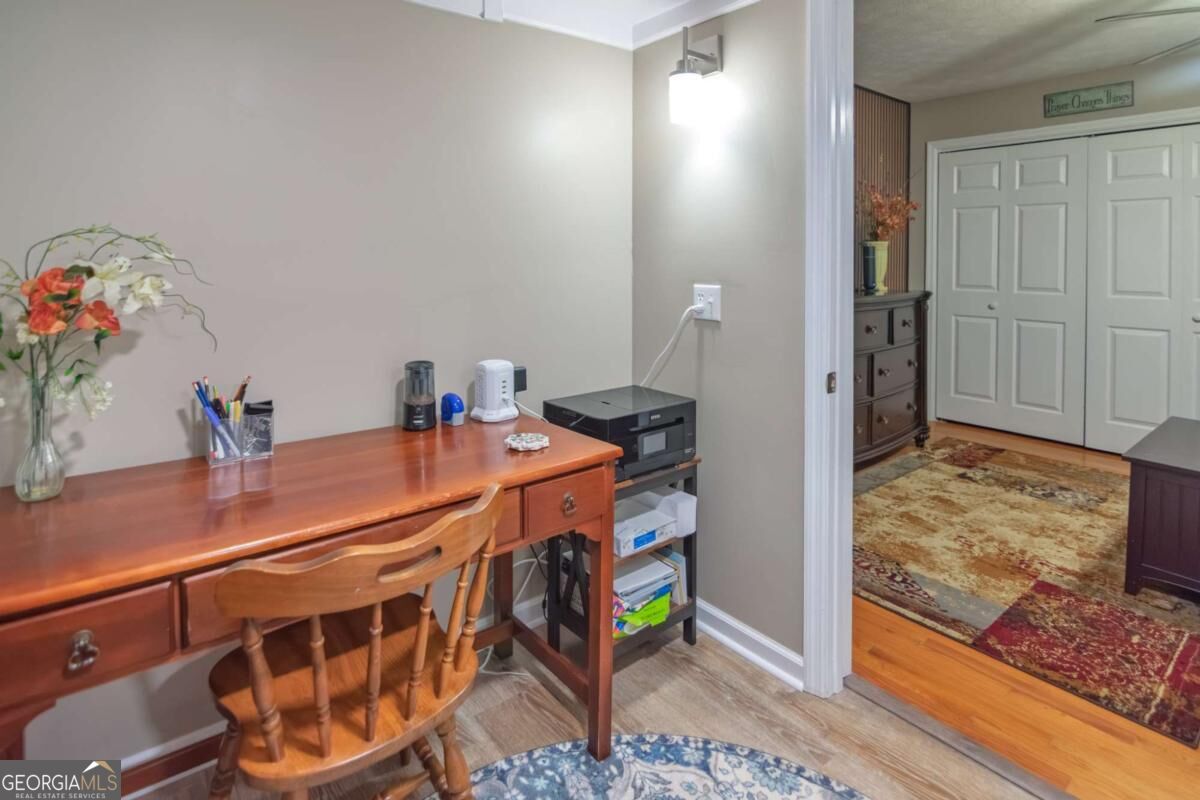 200 Sullivan Circle Property Photo 38