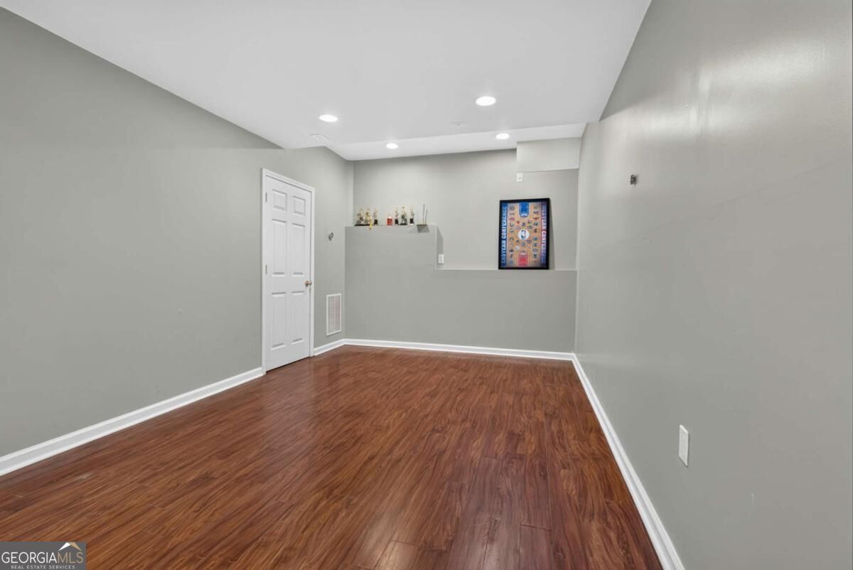 192 Mistybrook Circle Property Photo 34