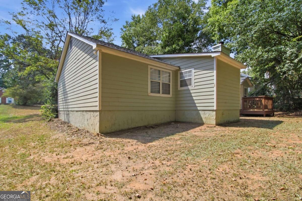 1586 Elizabeth Lane Property Photo 3