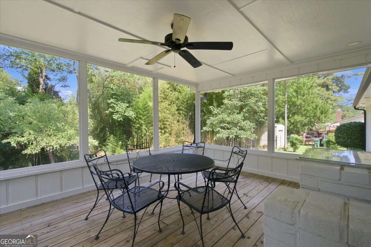 235 Sandstone Drive Property Photo 17