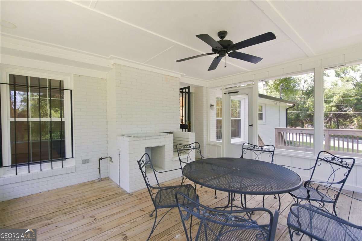 235 Sandstone Drive Property Photo 18