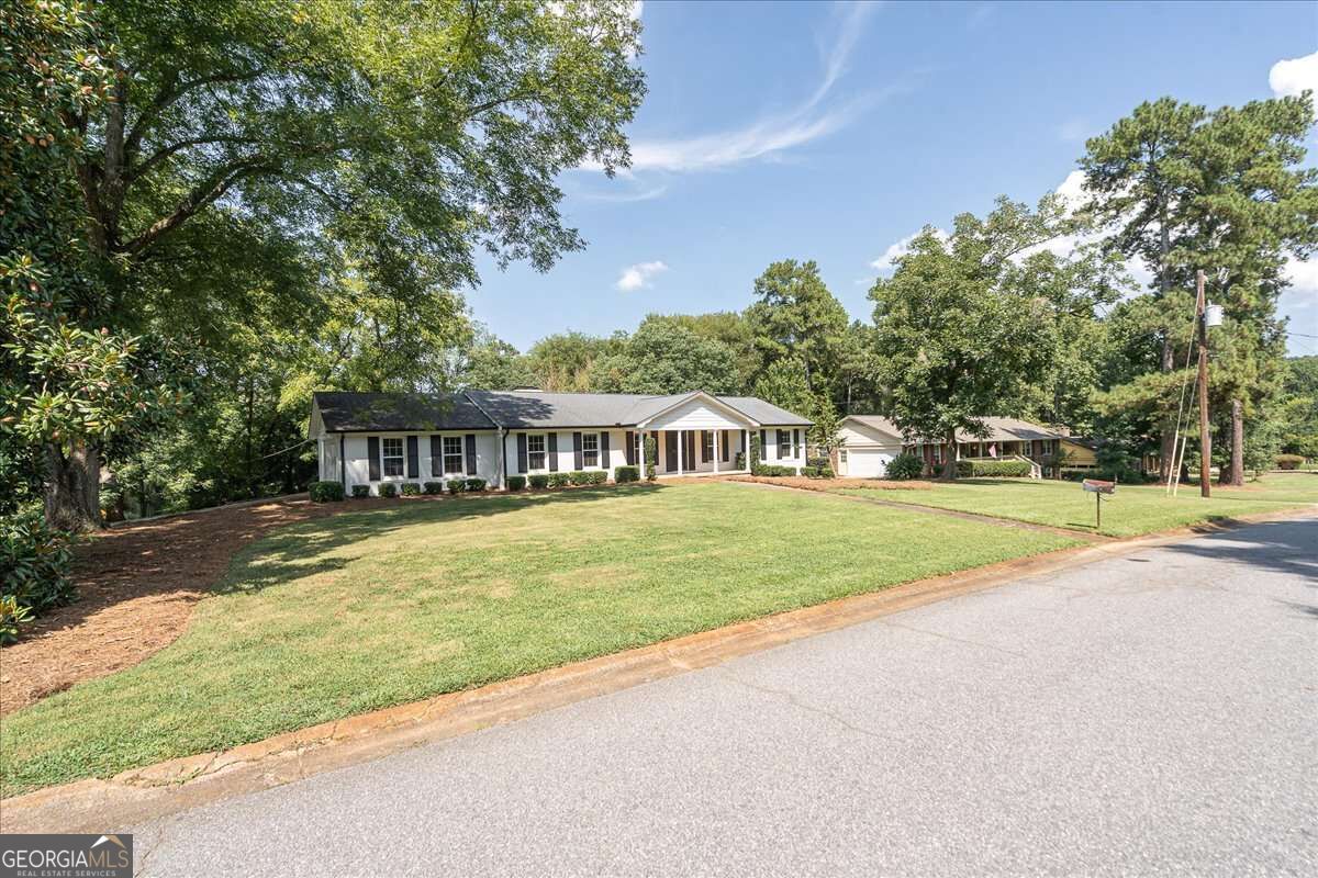 235 Sandstone Drive Property Photo 40