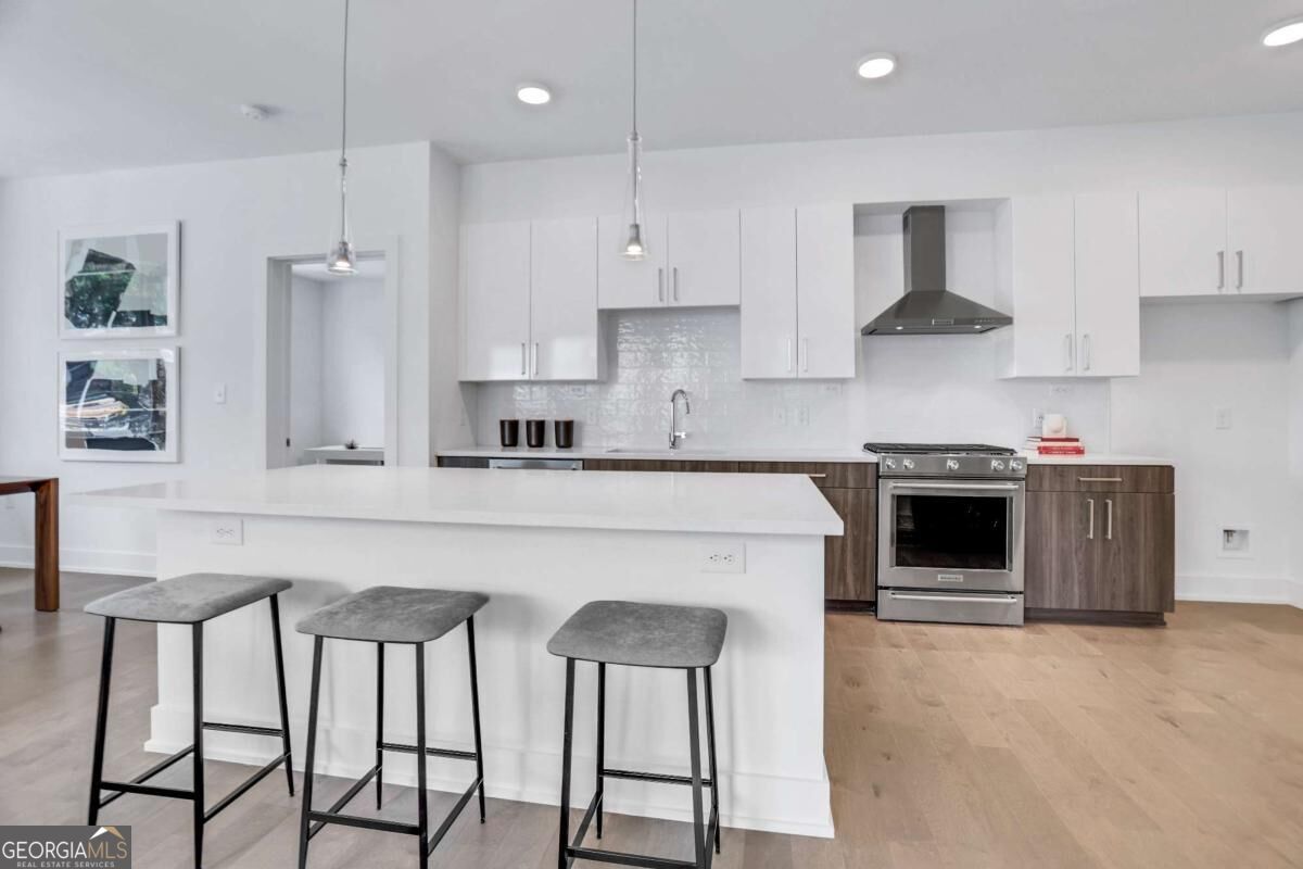 775 Juniper Street Ne # 101 Property Photo 8