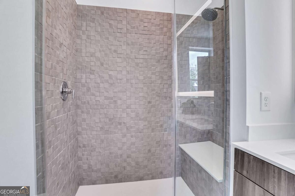 775 Juniper Street Ne # 101 Property Photo 27
