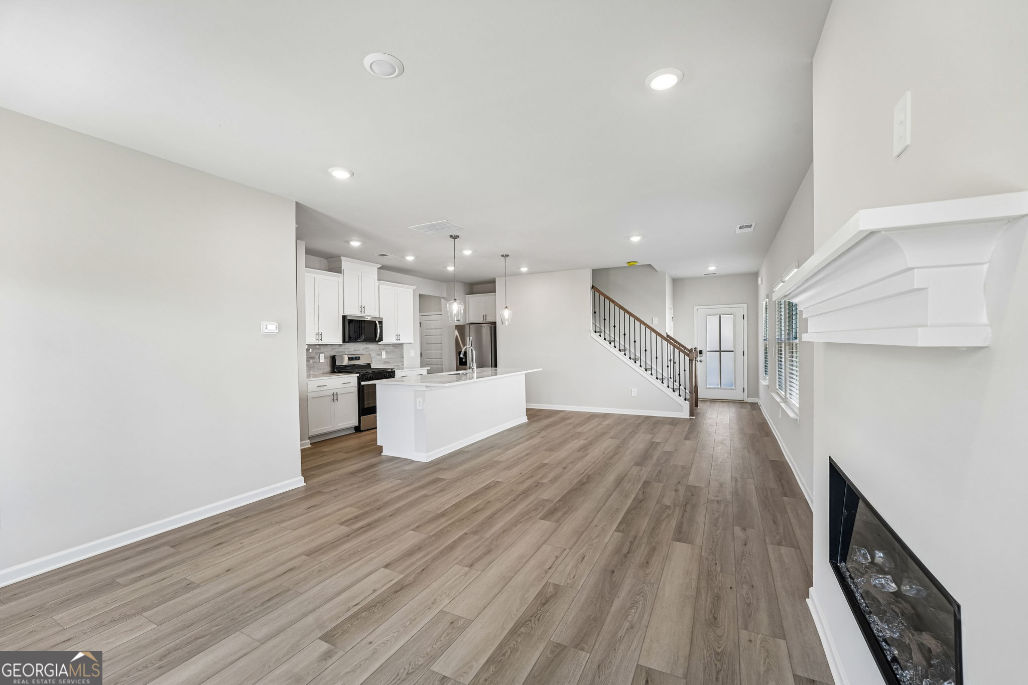 5025 Margot Way Property Photo 12