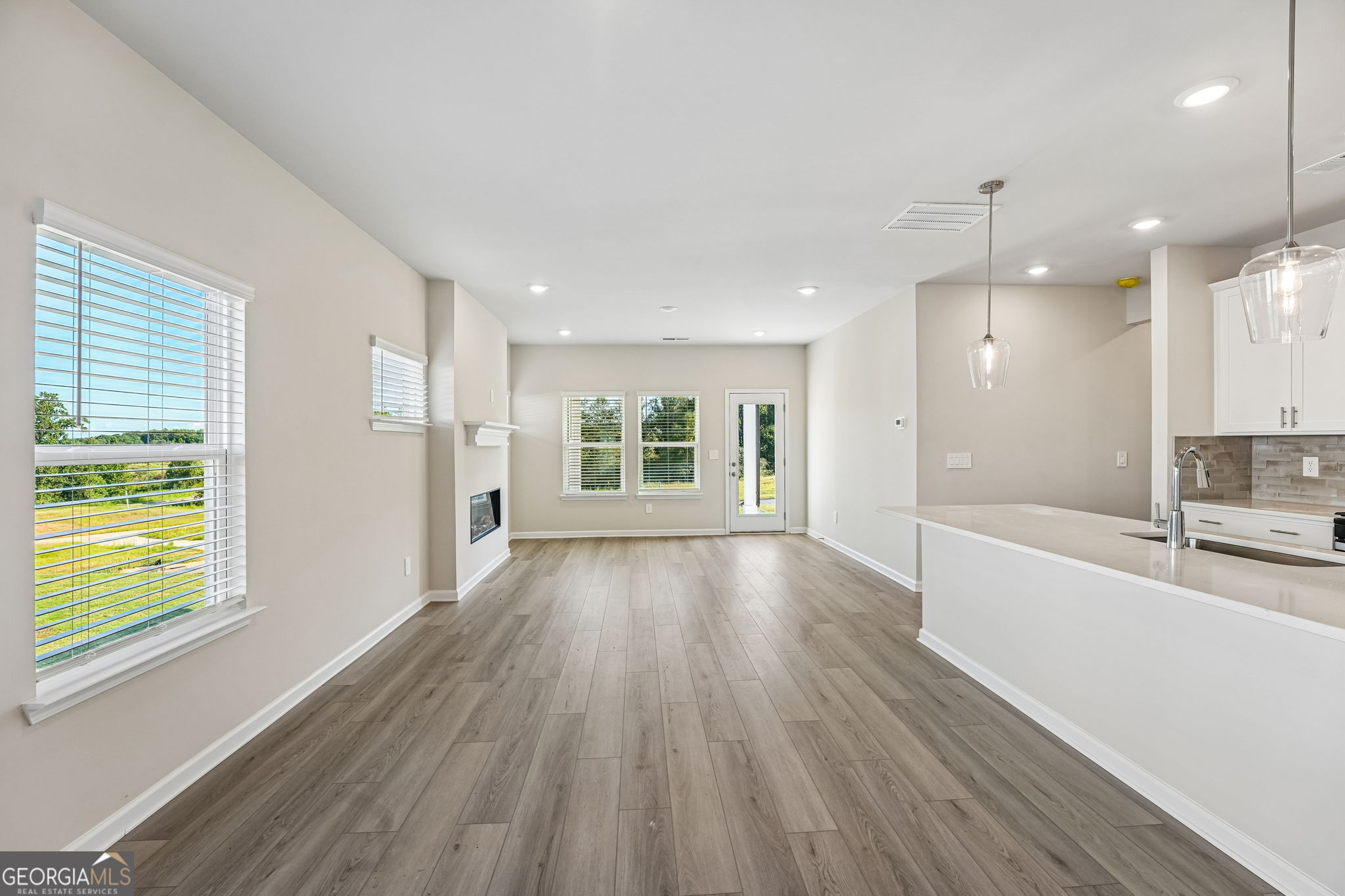 5025 Margot Way Property Photo 18