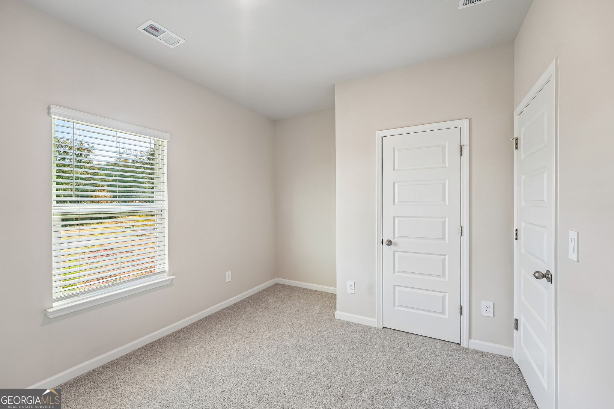 5025 Margot Way Property Photo 32