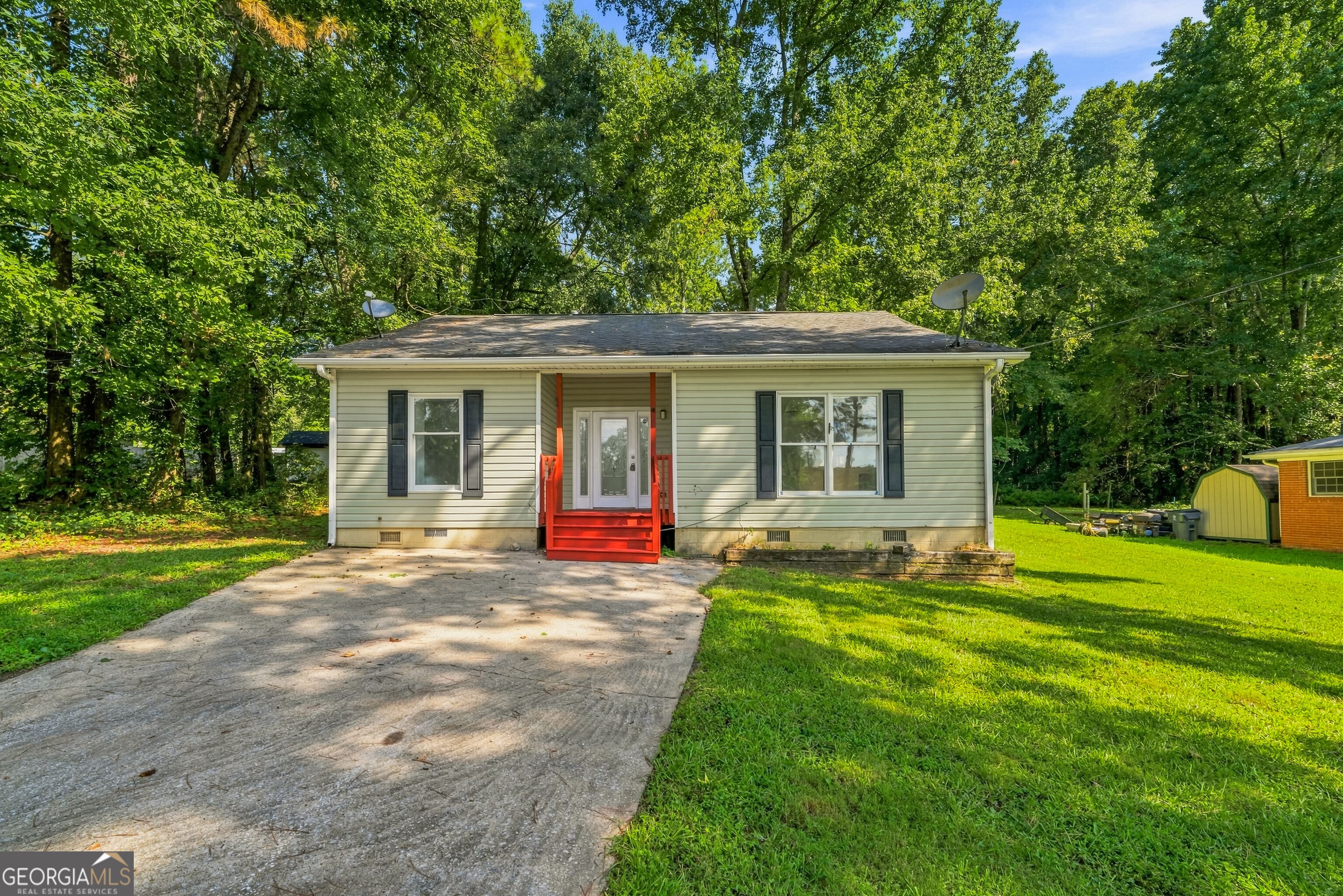 4451 Ben Hill Road Property Photo 1