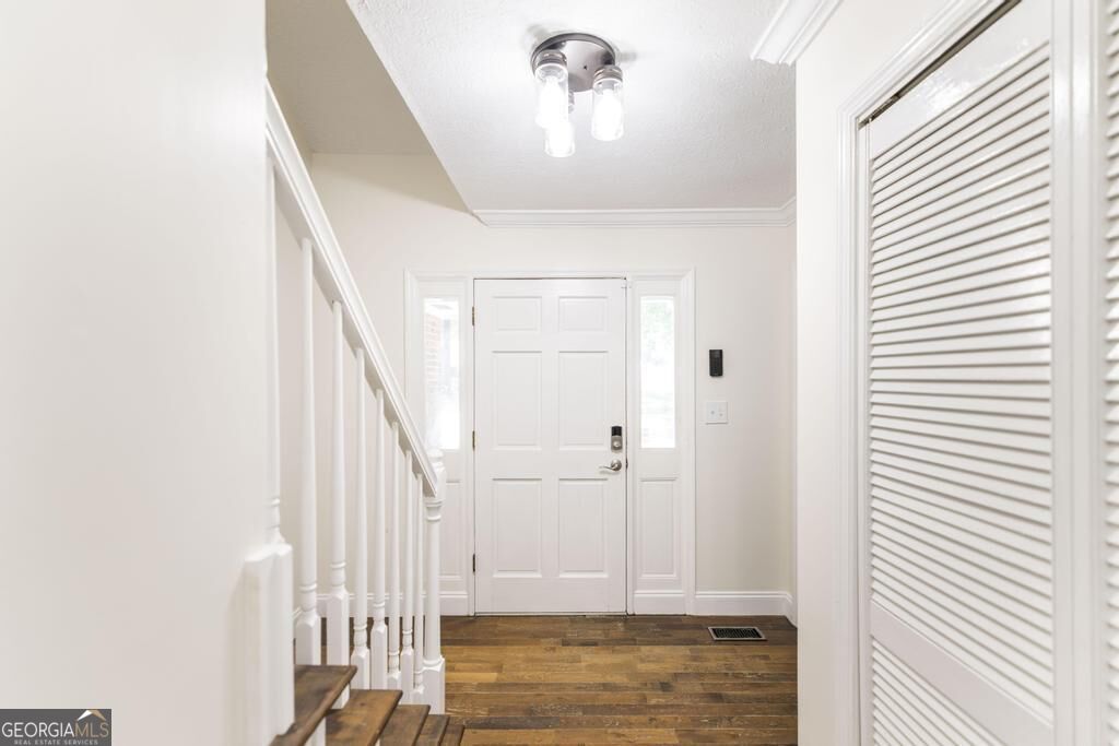 1003 Cherokee Road Property Photo 8