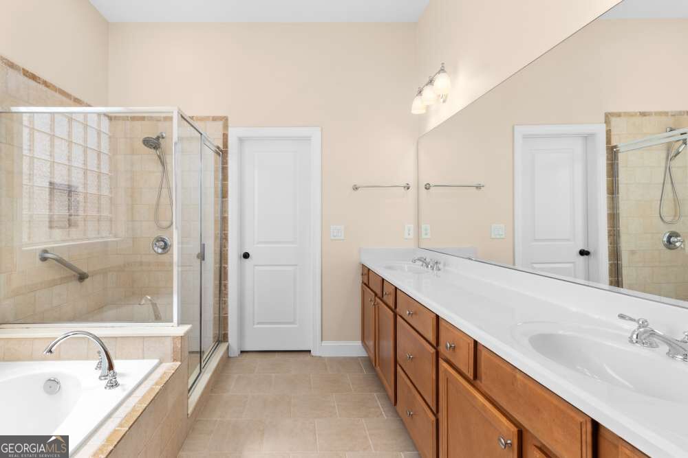 129 Cornerstone Place Property Photo 38