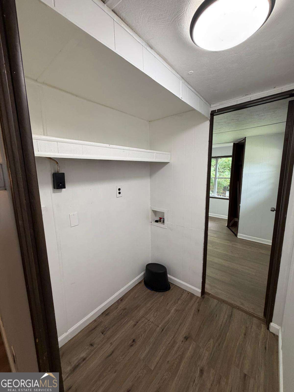 153 Commerce Lane Property Photo 13