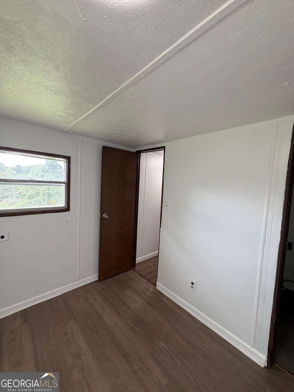 153 Commerce Lane Property Photo 16