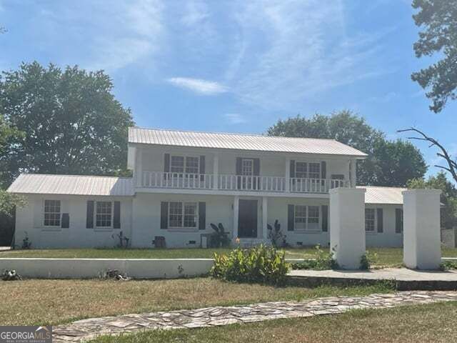 1210 King Edward Drive Property Photo 1