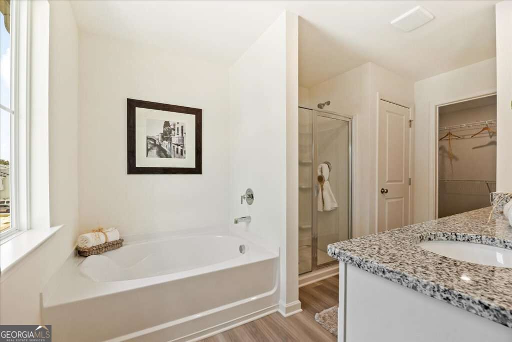 1920 Christine Way # 111 Property Photo 16