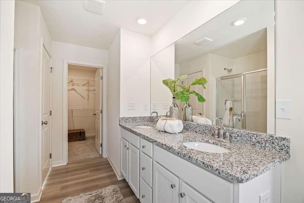 1920 Christine Way # 111 Property Photo 17