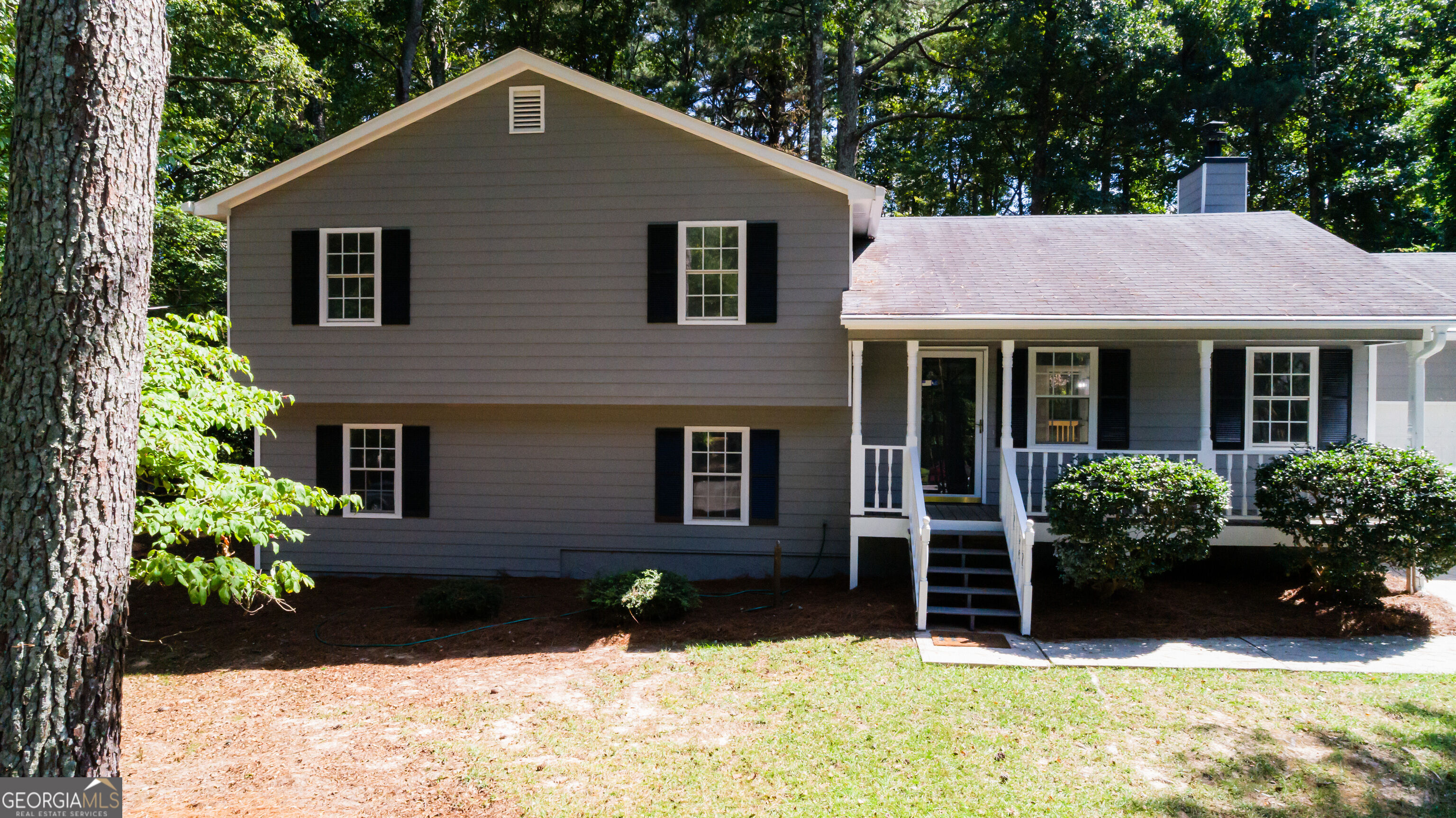 2340 Rockwell Drive Property Photo 4