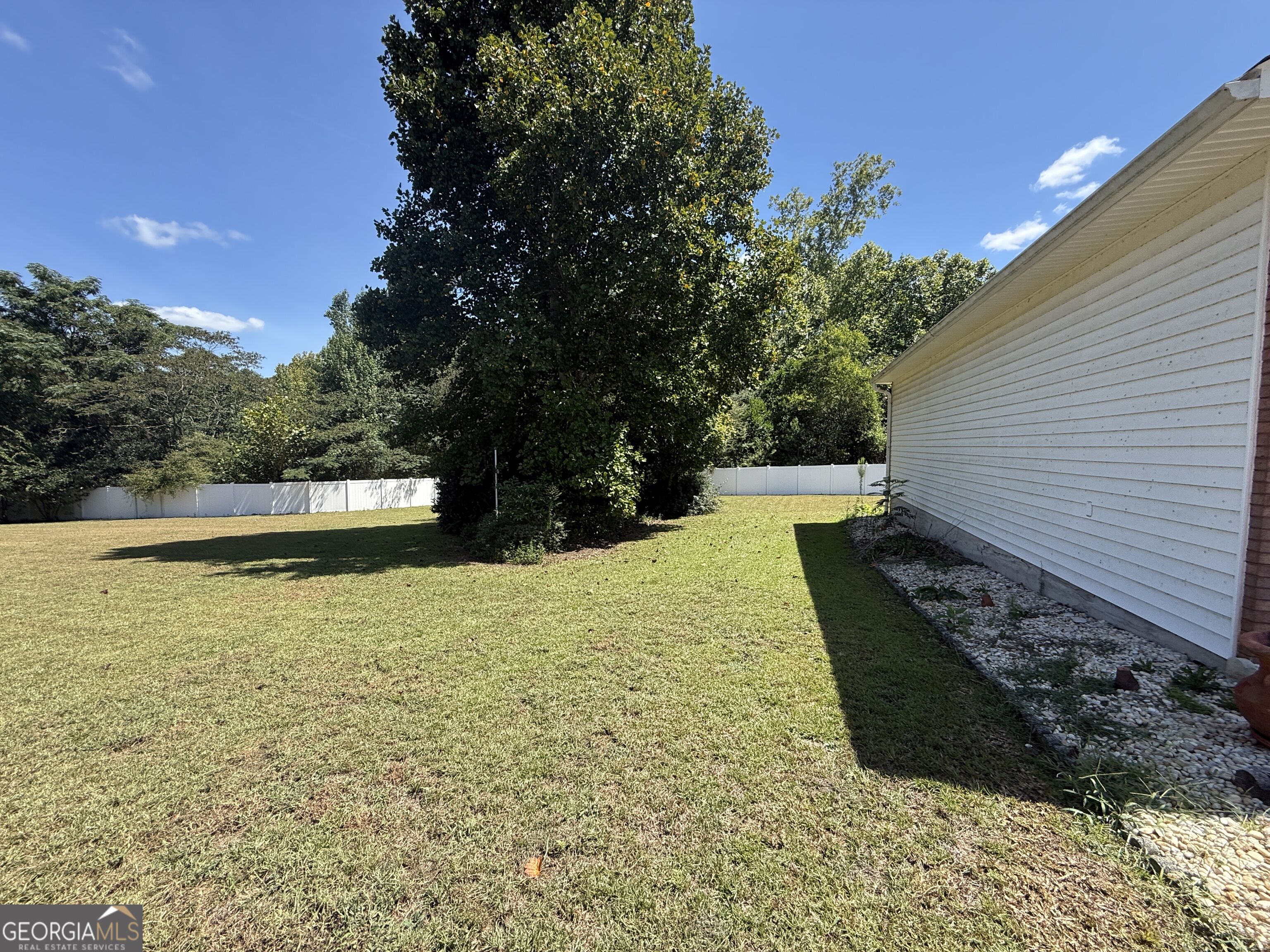 201 Strawberry Circle Property Photo 18