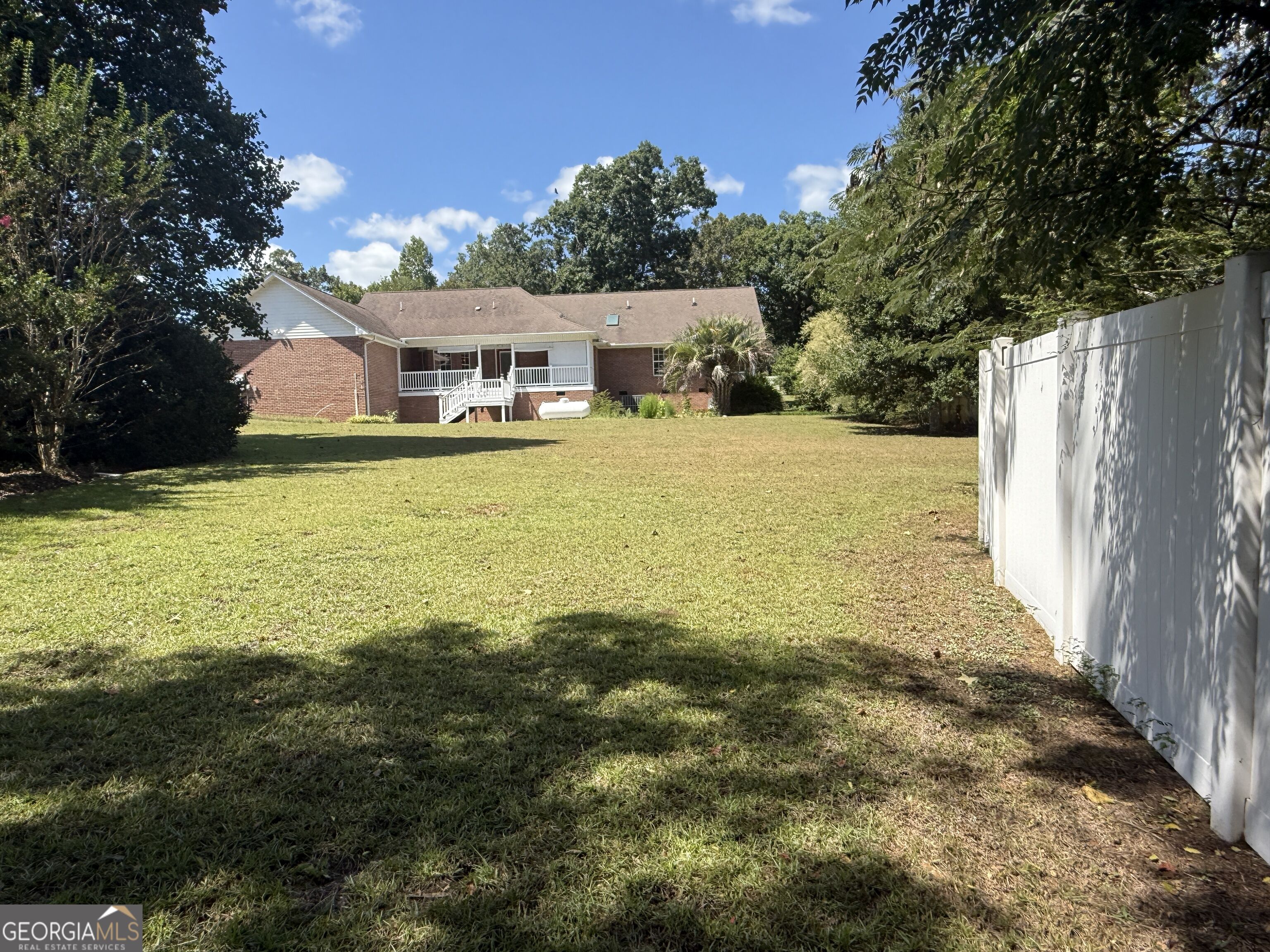 201 Strawberry Circle Property Photo 43