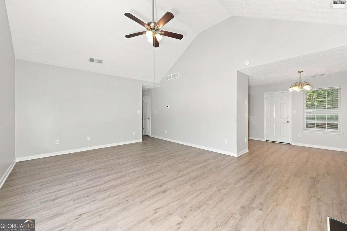 1311 Birch Court Property Photo 4