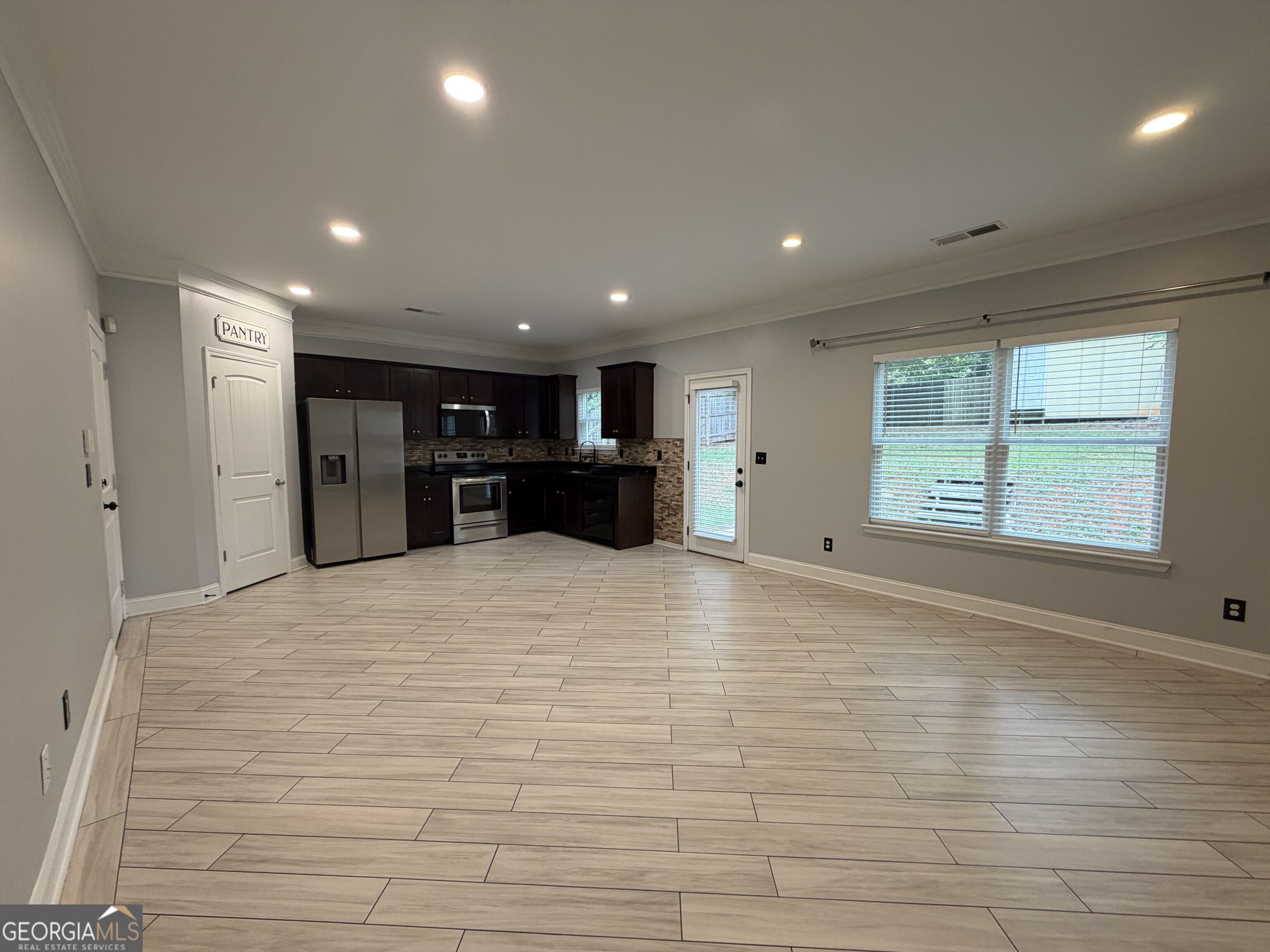 1519 Swamp Cabbage Drive Property Photo 9