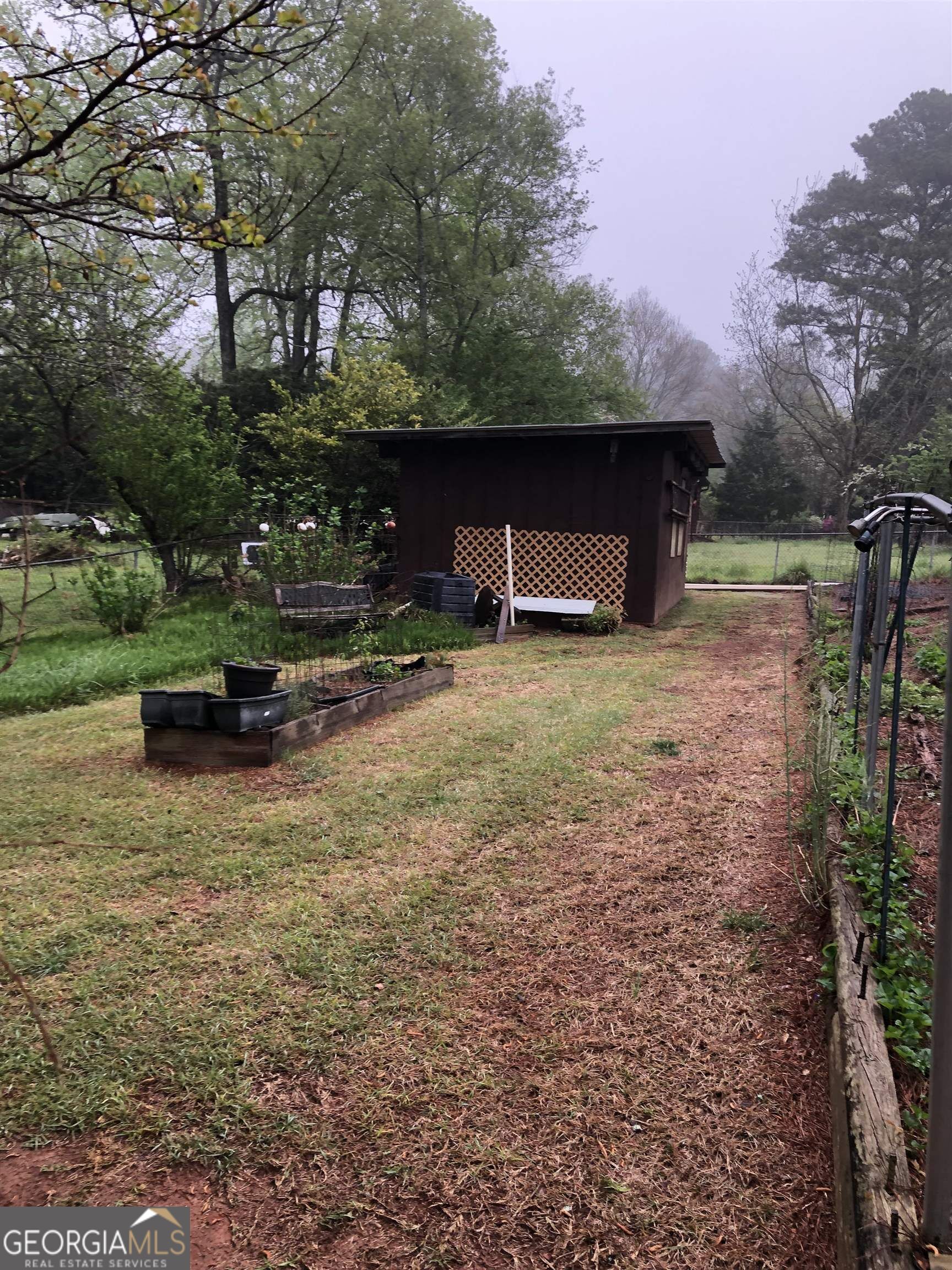 2160 Pinewood Drive Property Photo 9