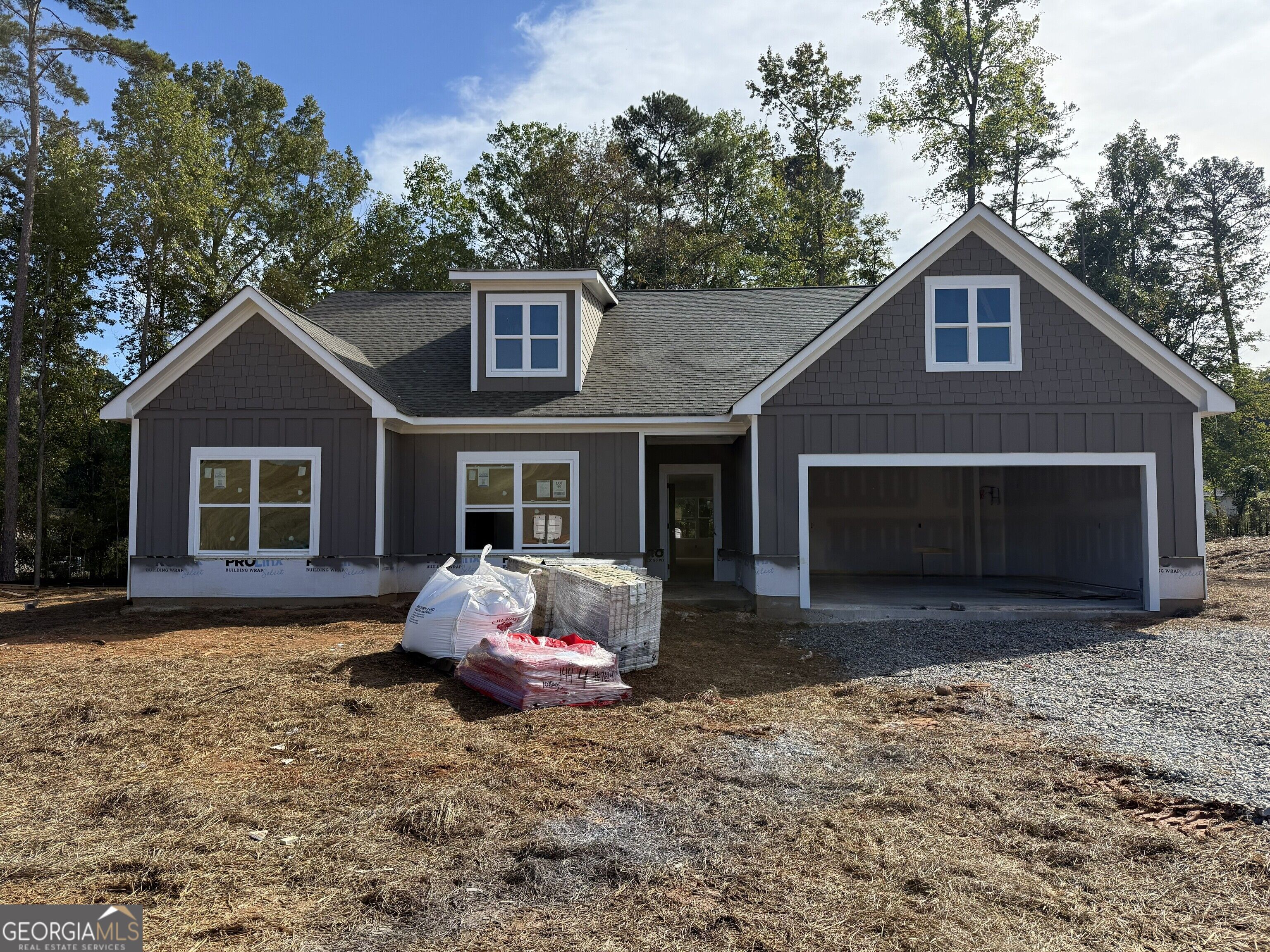 30 FAIROAKS Court Property Photo 1