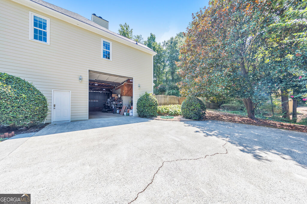 1311 Pembridge Way Nw Property Photo 56