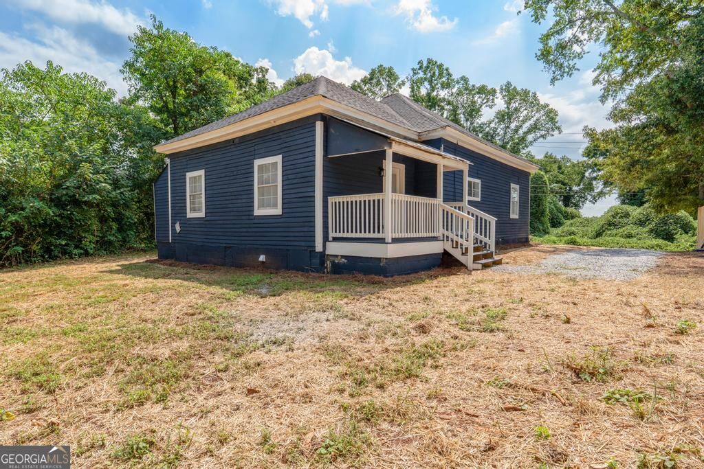 111 Elm Street Property Photo 5
