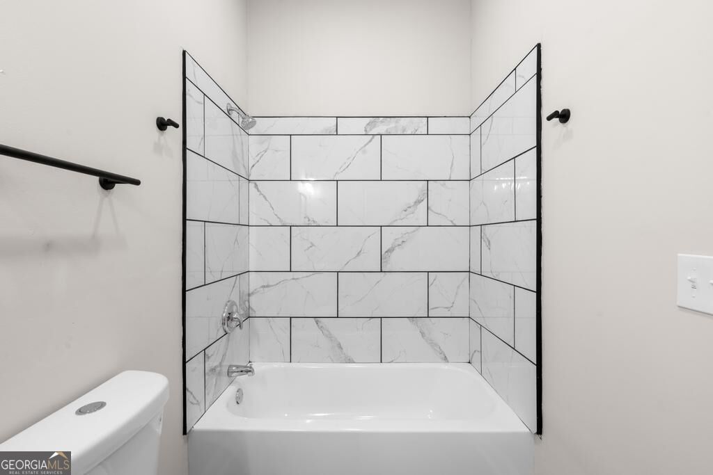 111 Elm Street Property Photo 23