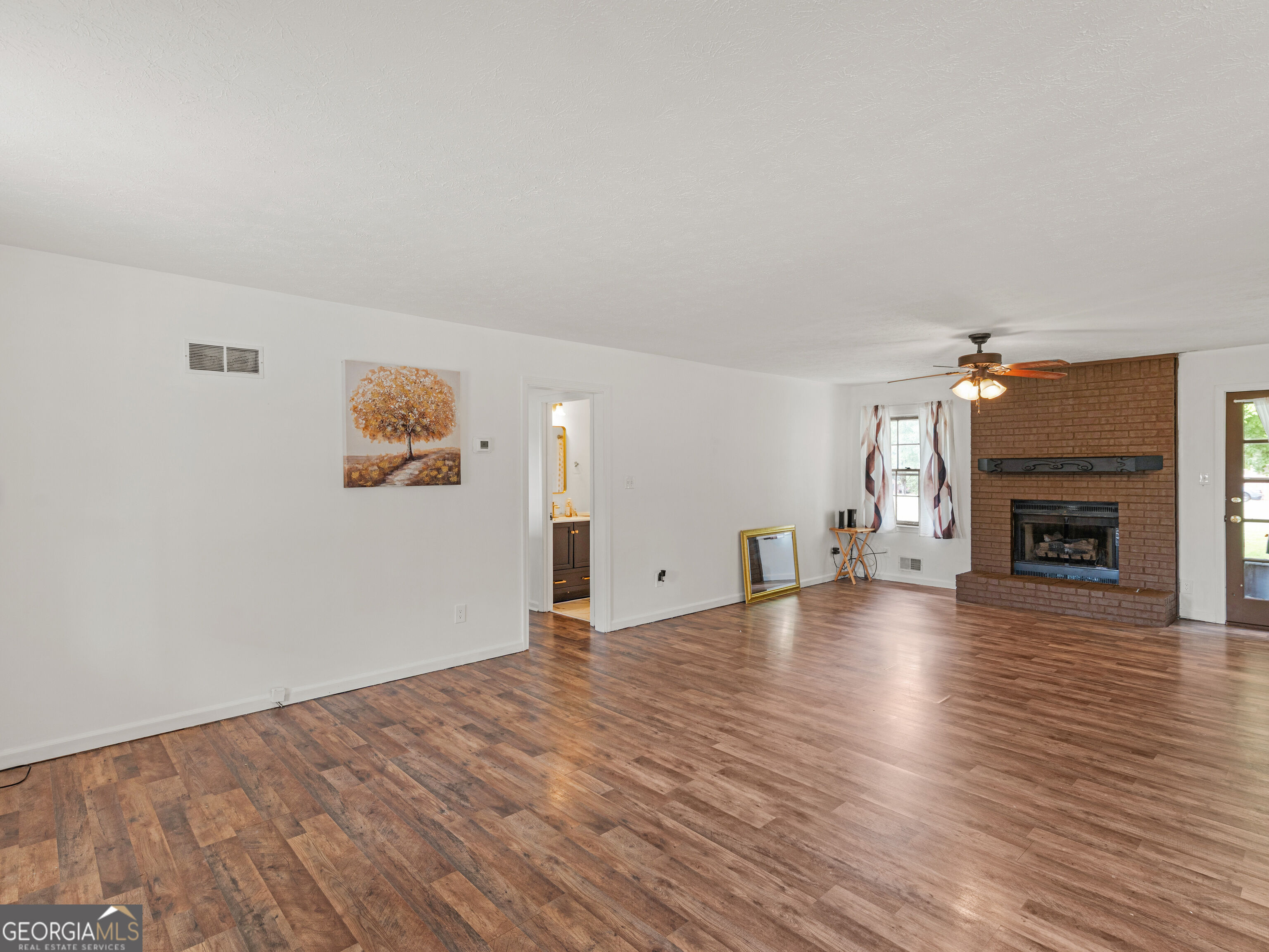 121 Rosser Road Property Photo 3