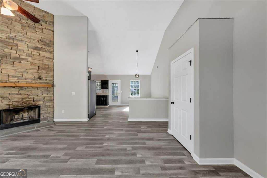 14 Sherwood Drive Nw Property Photo 3