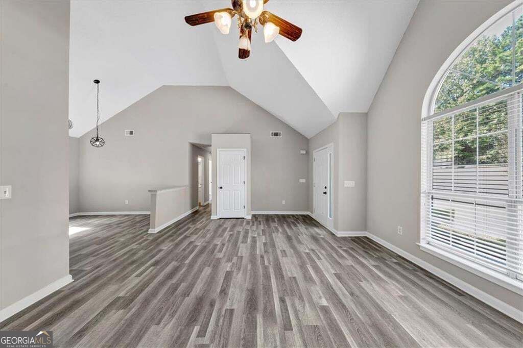 14 Sherwood Drive Nw Property Photo 7
