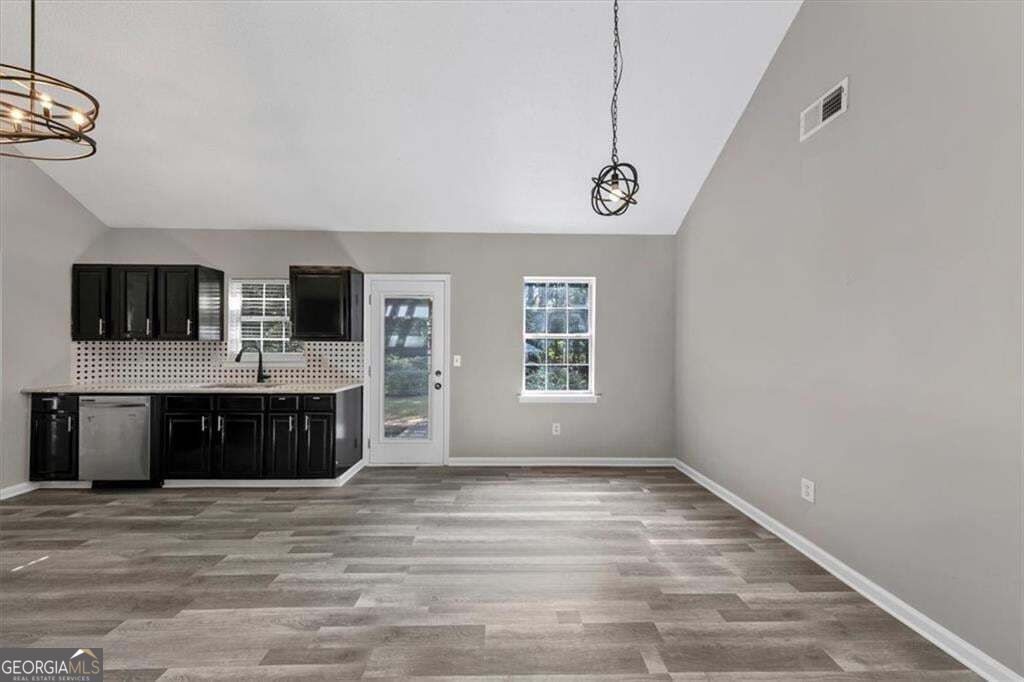 14 Sherwood Drive Nw Property Photo 8