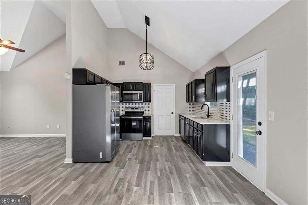 14 Sherwood Drive Nw Property Photo 10