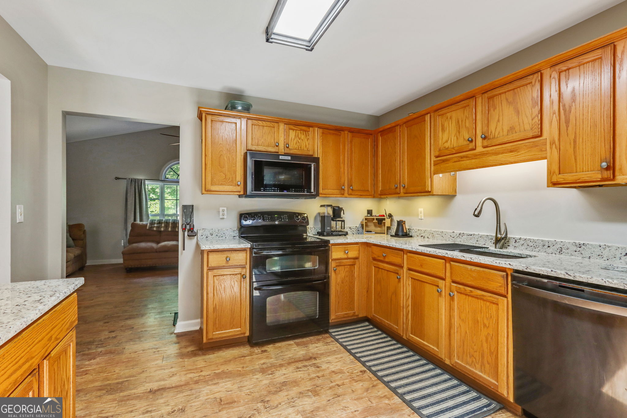 3415 Laurel Springs Cove Property Photo 13