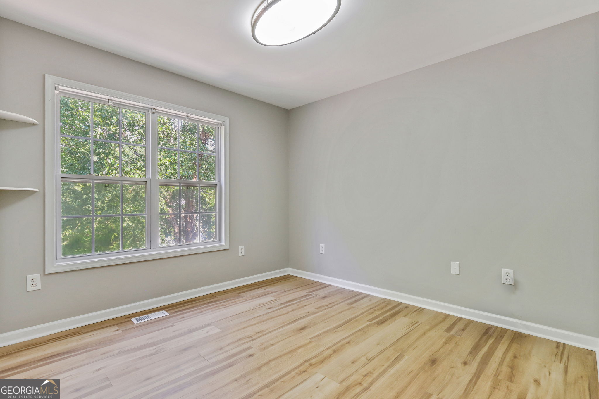 3415 Laurel Springs Cove Property Photo 20