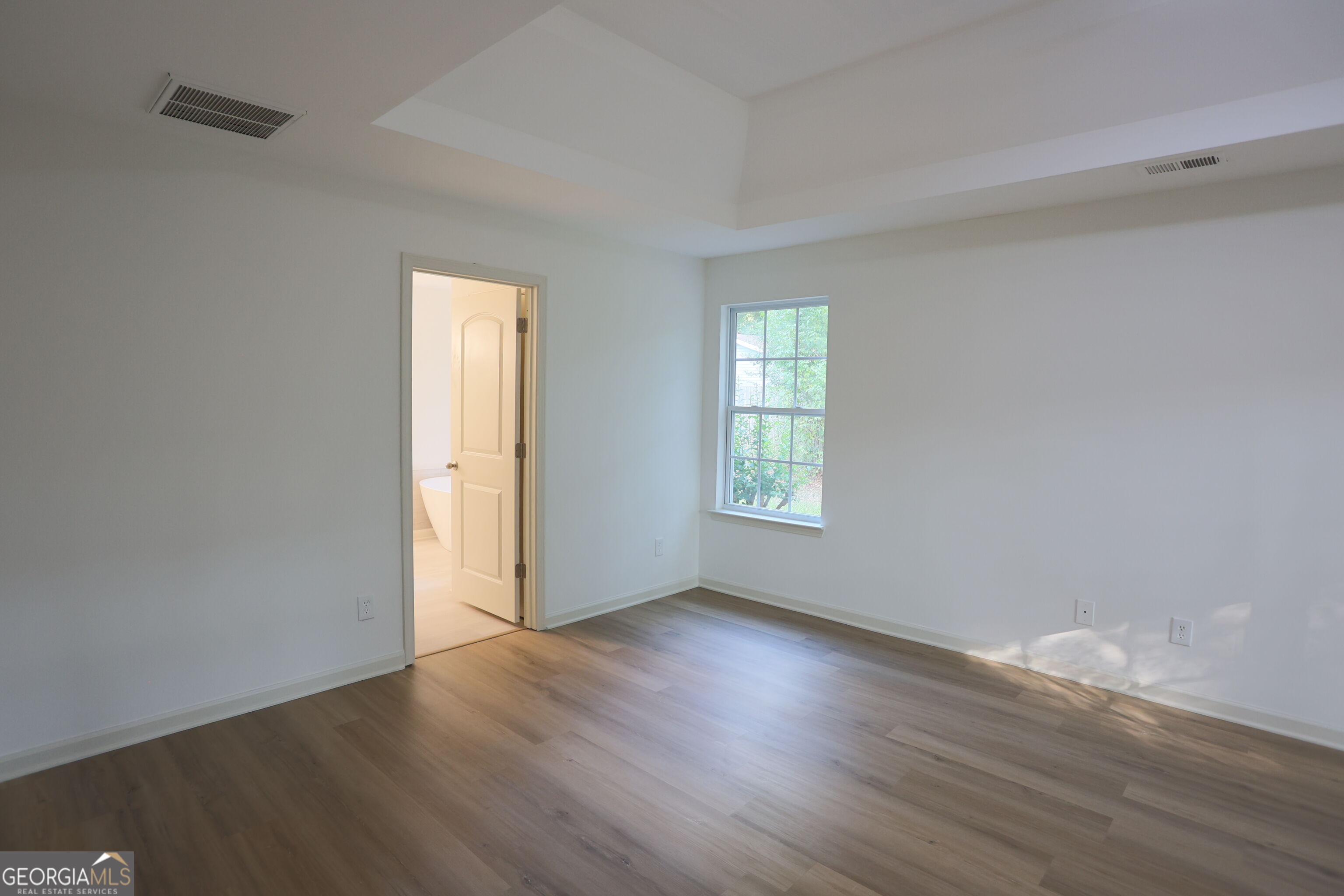 61 Concord Court N Property Photo 19