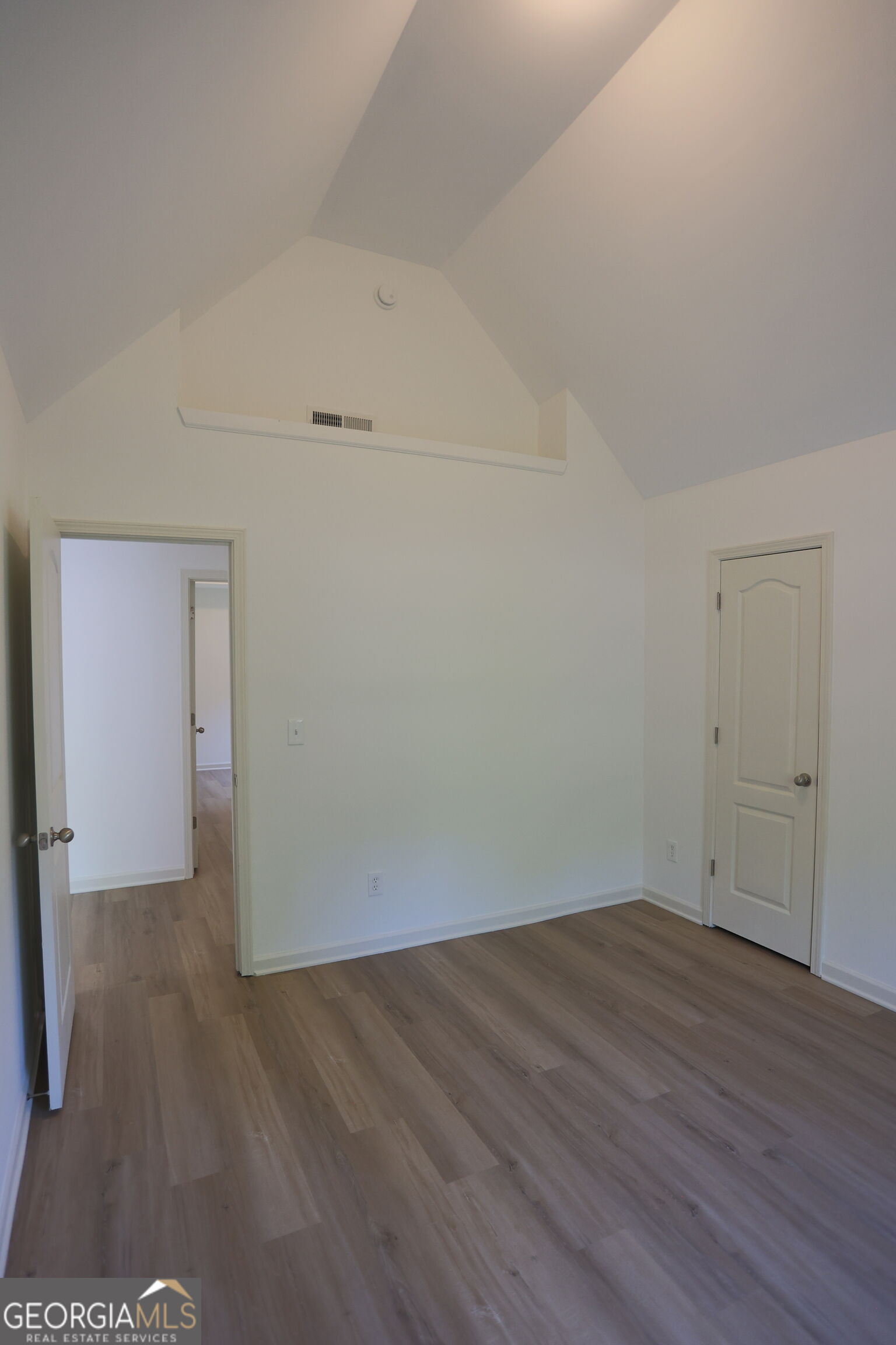 61 Concord Court N Property Photo 36