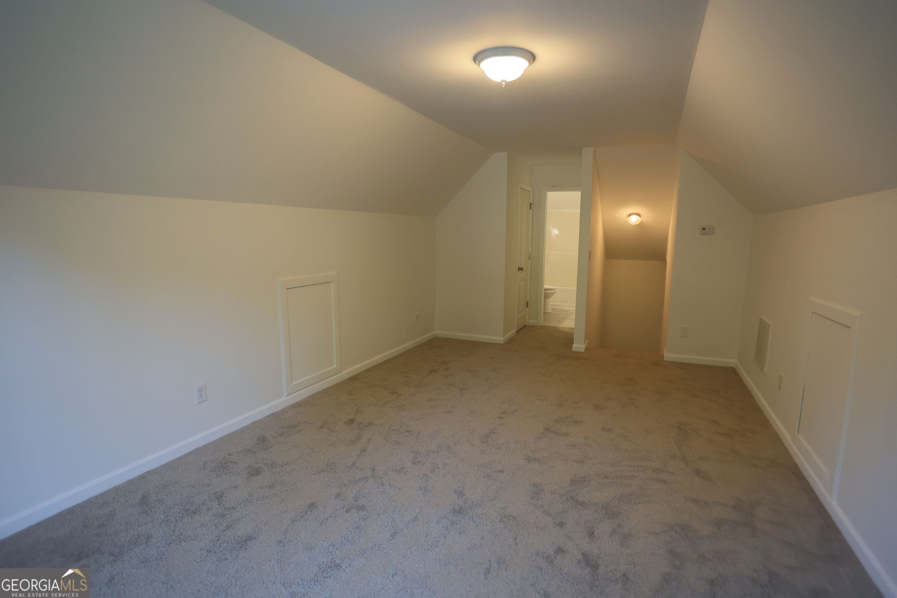 61 Concord Court N Property Photo 47