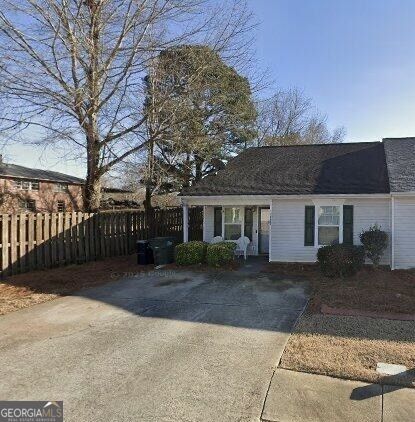 1775 Summerwoods Lane Property Photo 2