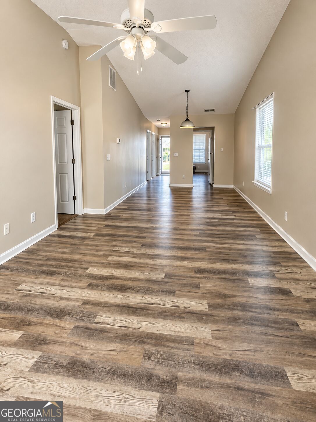 1775 Summerwoods Lane Property Photo 4