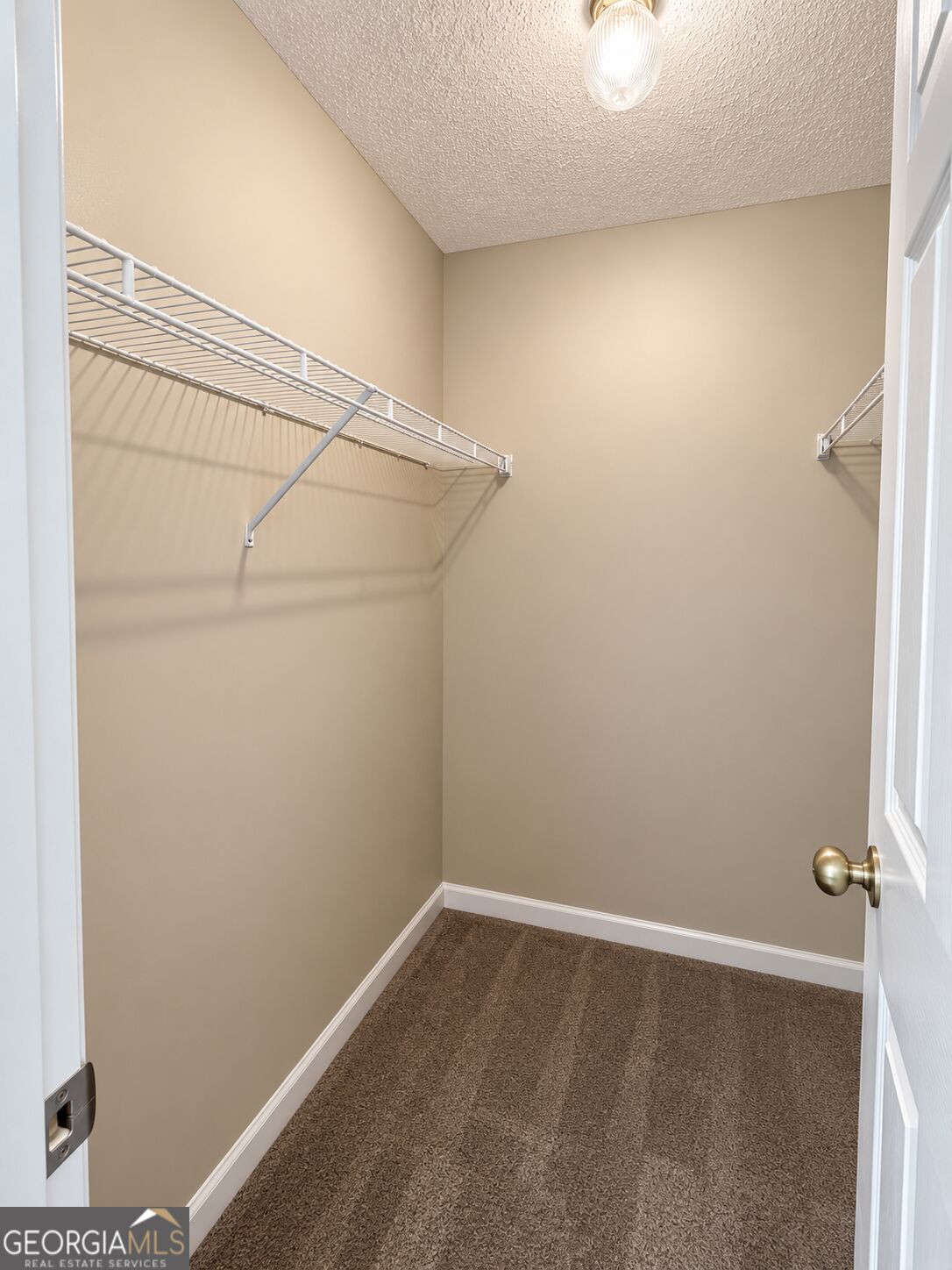 1775 Summerwoods Lane Property Photo 9