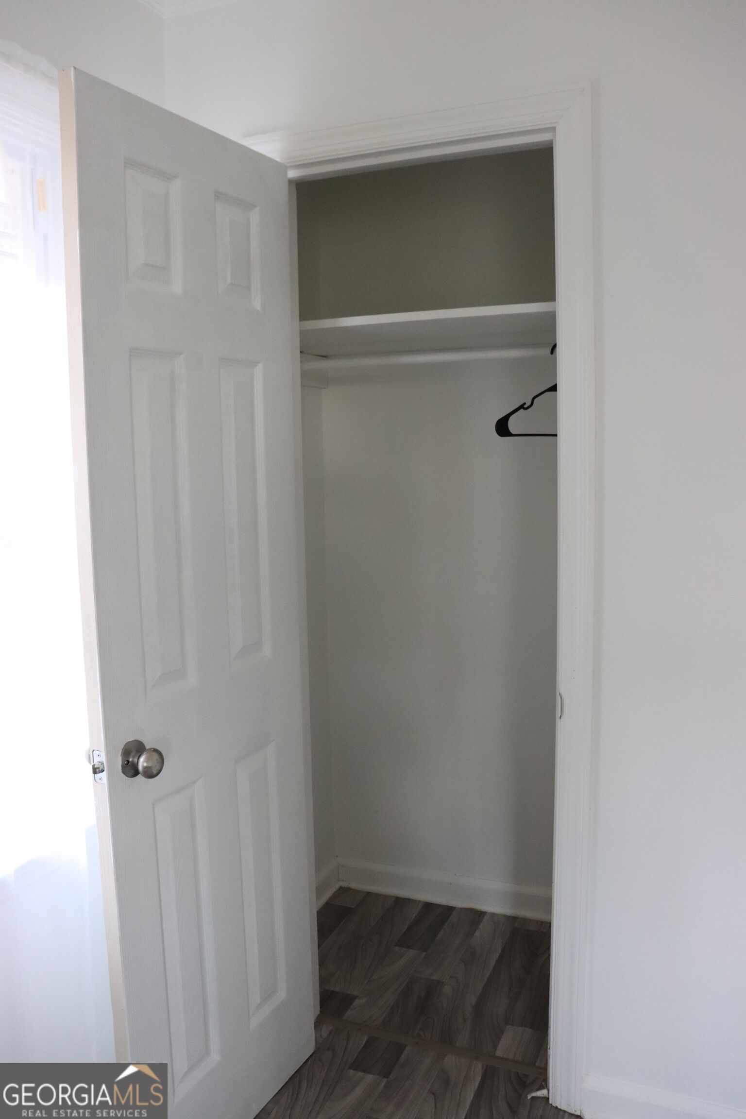 2458 Tredway Drive Property Photo 10
