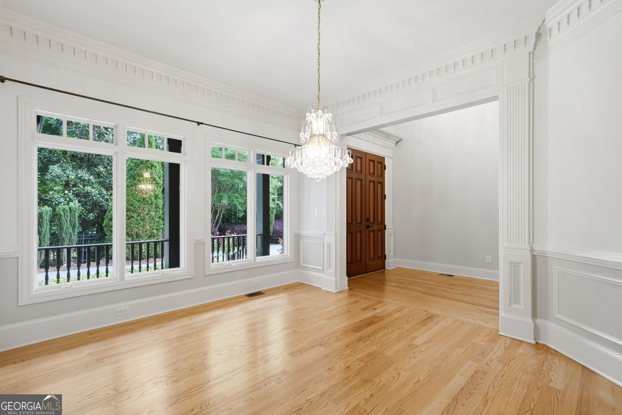6295 Windward Parkway Property Photo 11