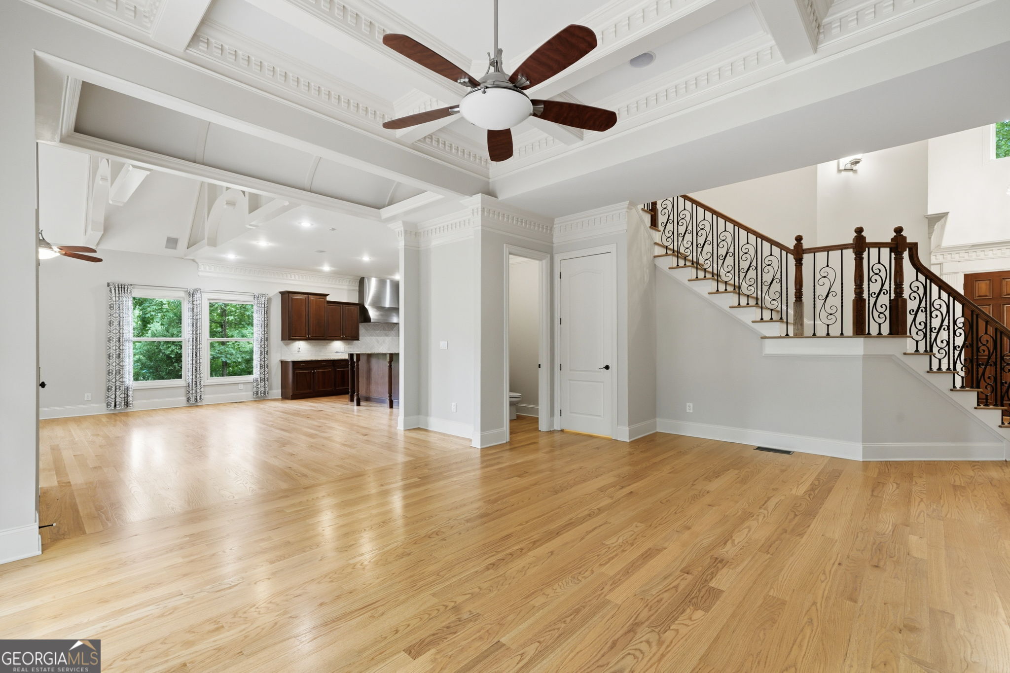 6295 Windward Parkway Property Photo 14