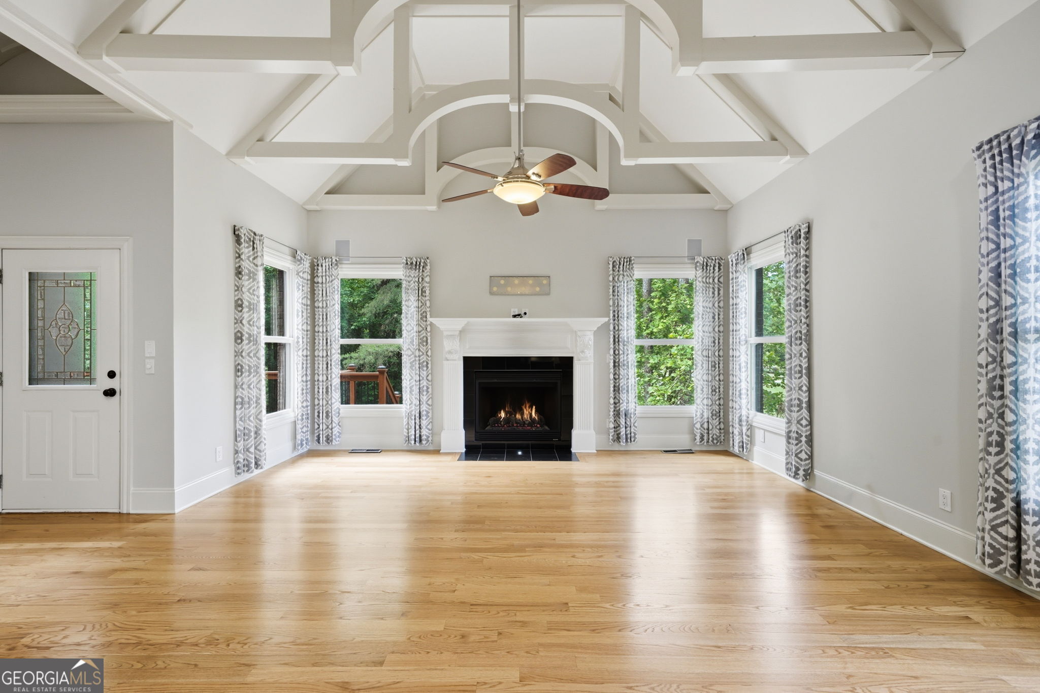 6295 Windward Parkway Property Photo 17
