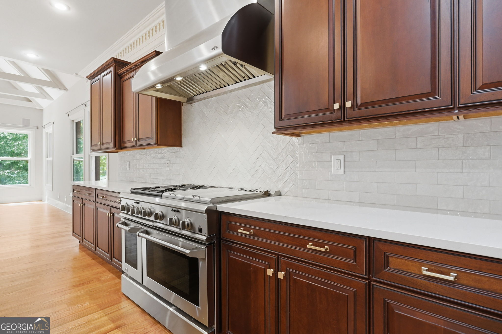 6295 Windward Parkway Property Photo 21