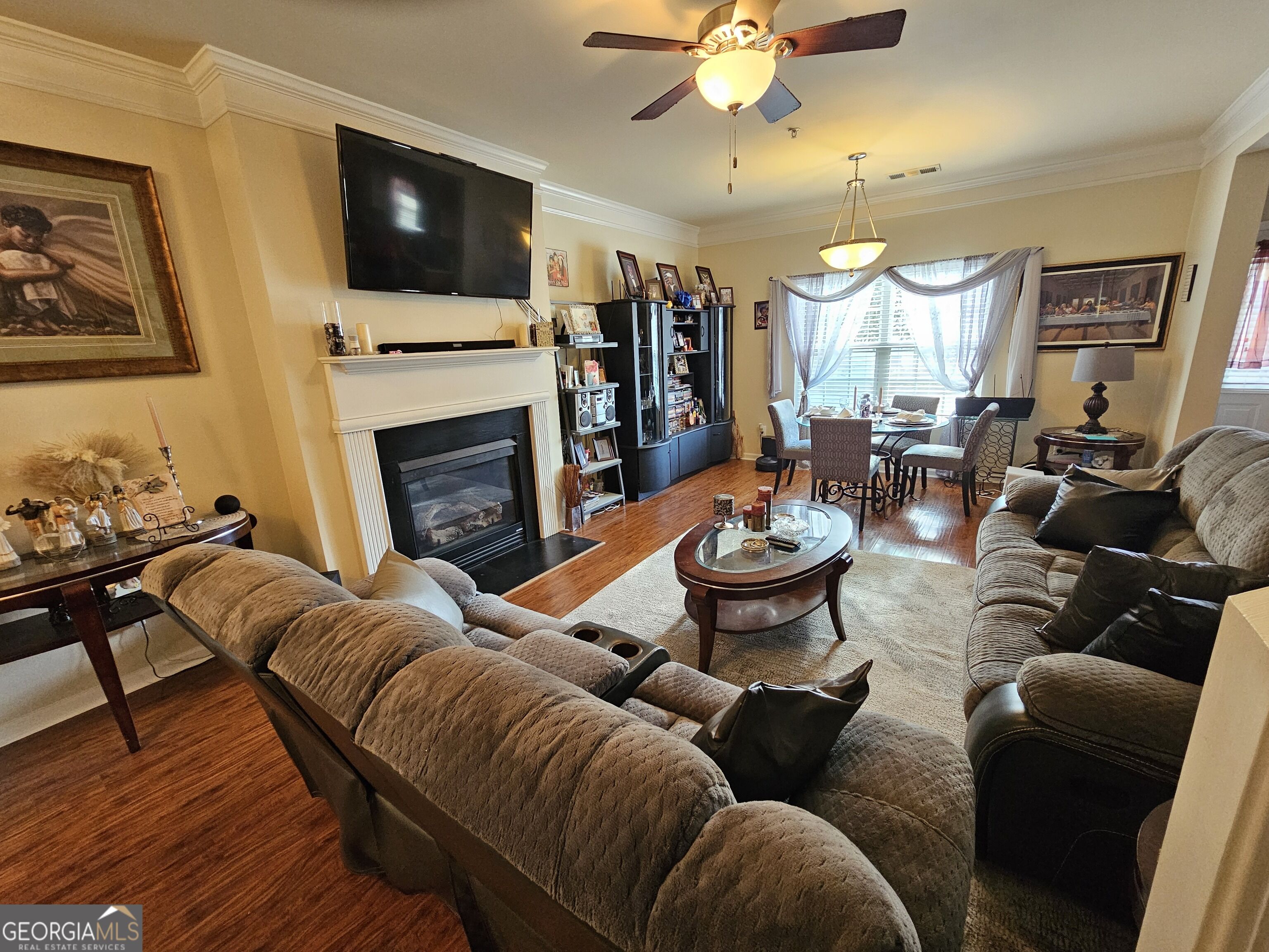 2404 Black Forest Drive Property Photo 3