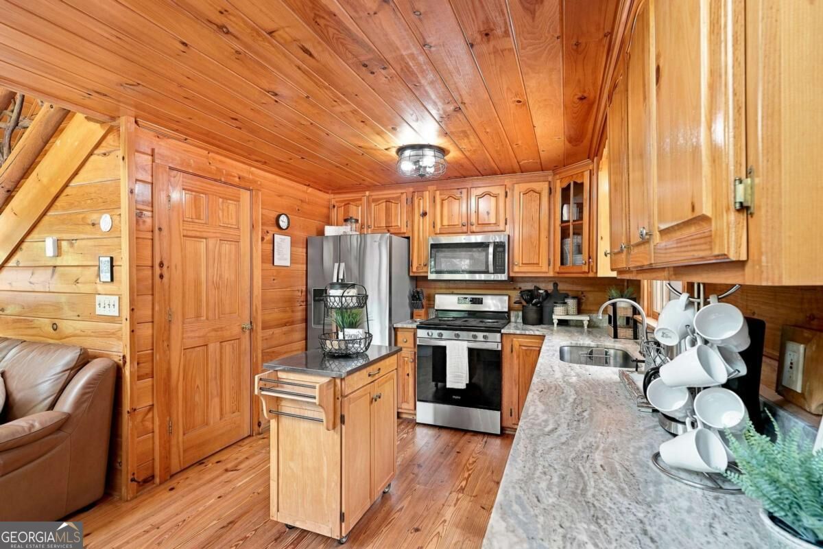 405 Donna Lee Lane Property Photo 15